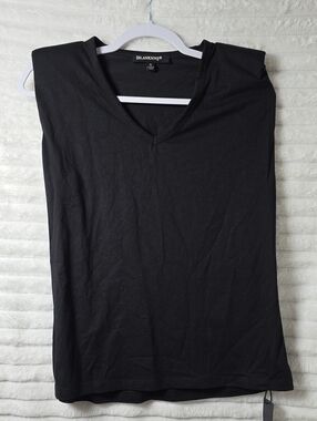 0588 Blank NYC Black V-Neck Sleeveless Tank Top